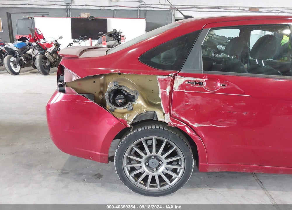 2010 FORD FOCUS SES VIN: 1FAHP3GN1AW197377