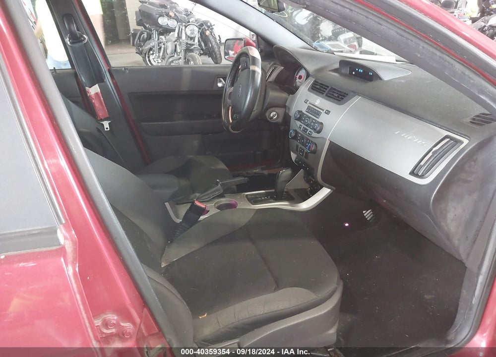 2010 FORD FOCUS SES VIN: 1FAHP3GN1AW197377