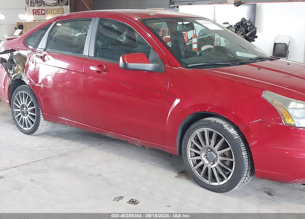 2010 FORD FOCUS SES VIN: 1FAHP3GN1AW197377