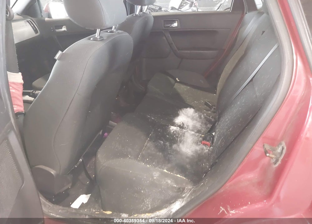 2010 FORD FOCUS SES VIN: 1FAHP3GN1AW197377