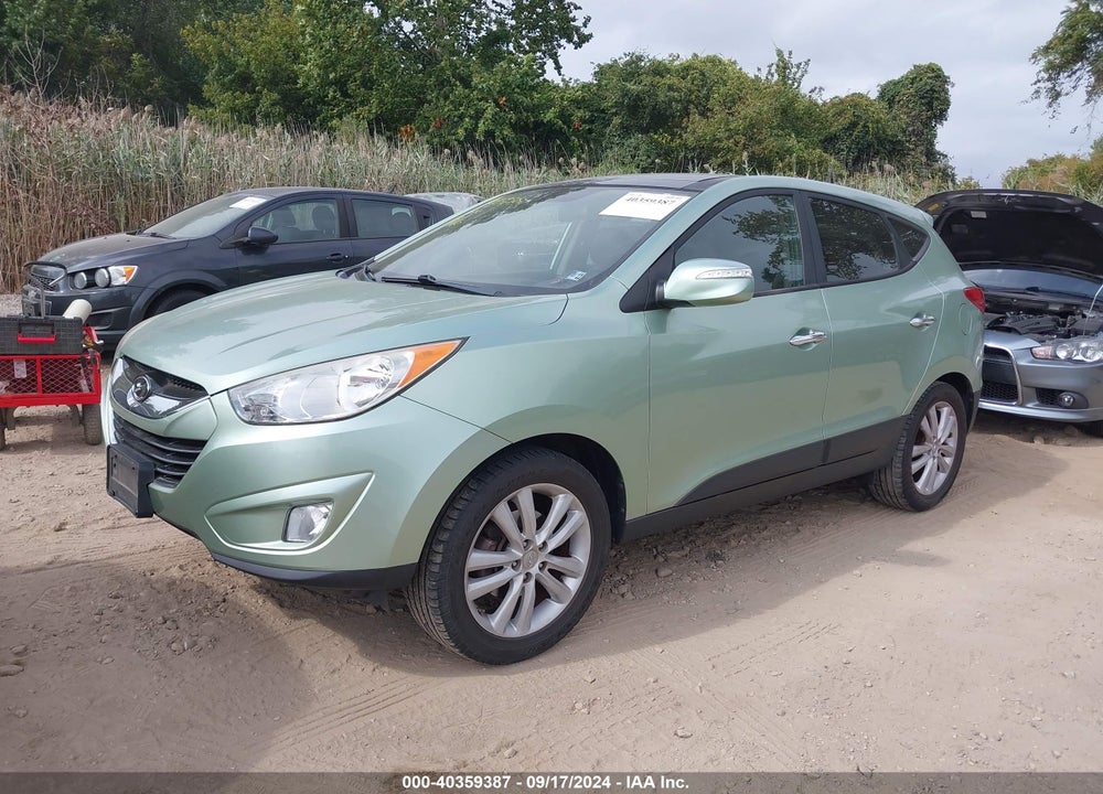 2010 HYUNDAI TUCSON LIMITED VIN: KM8JUCAC2AU046812