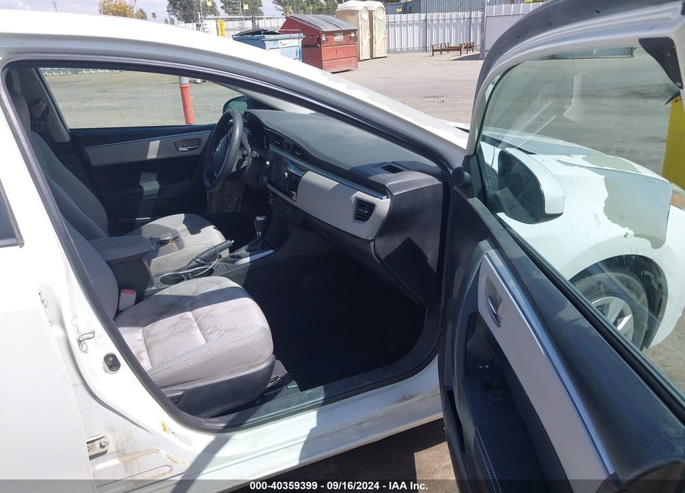 2015 TOYOTA COROLLA LE ECO VIN: 5YFBPRHE2FP253540