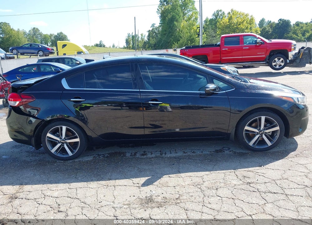 2017 KIA FORTE EX VIN: 3KPFN4A8XHE113786