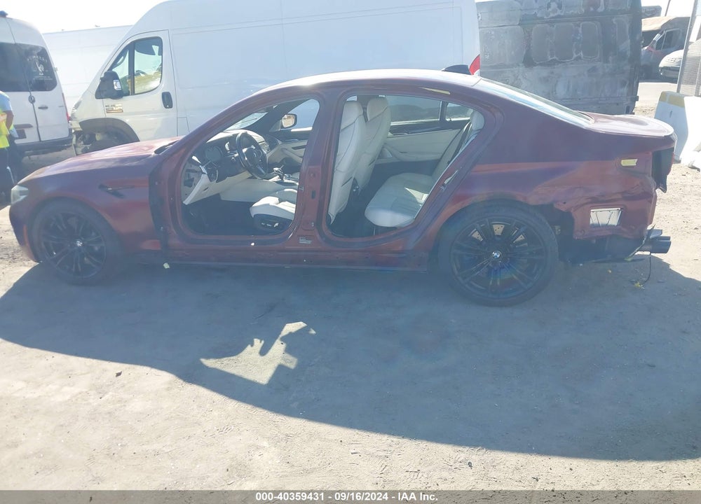 2018 BMW M5 VIN: WBSJF0C55JB283553