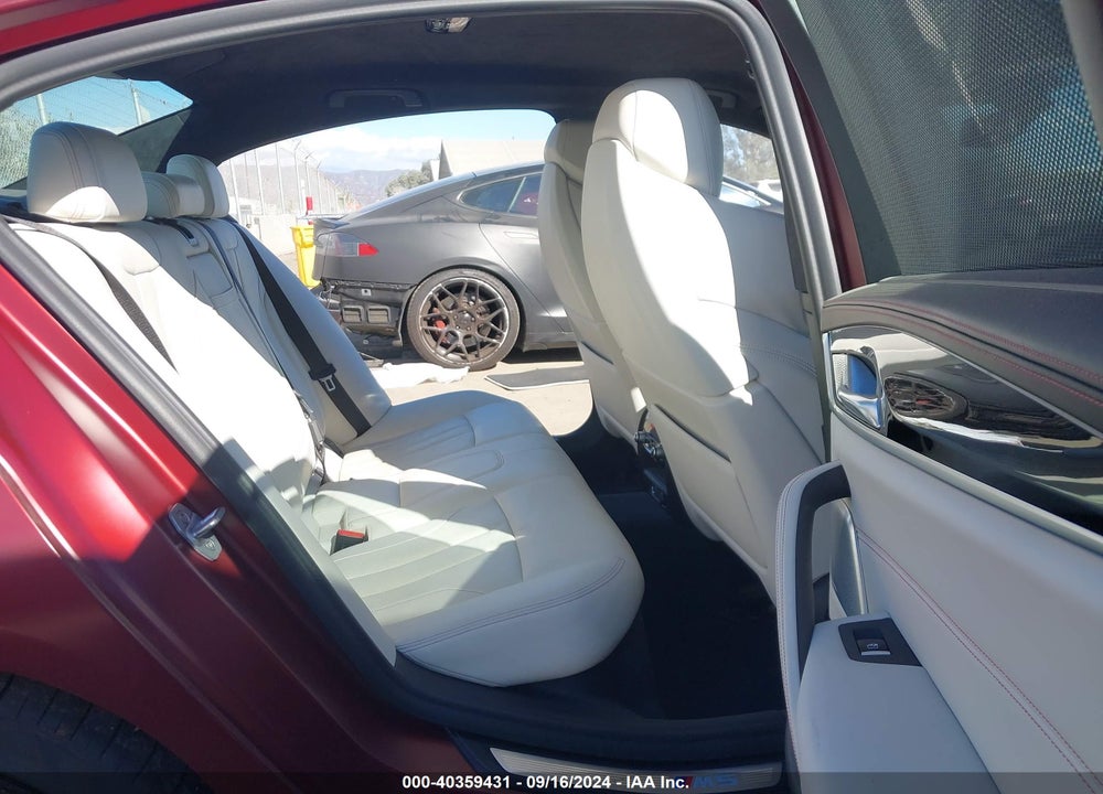 2018 BMW M5 VIN: WBSJF0C55JB283553