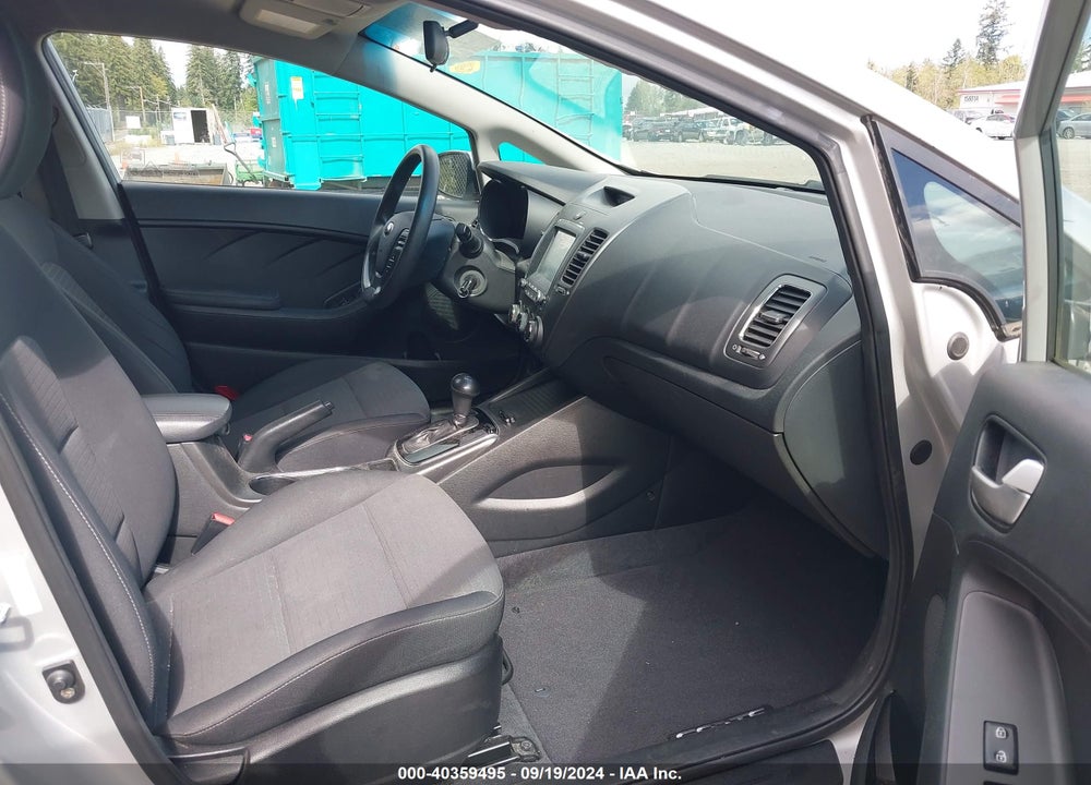 2018 KIA FORTE LX VIN: 3KPFL4A79JE245635