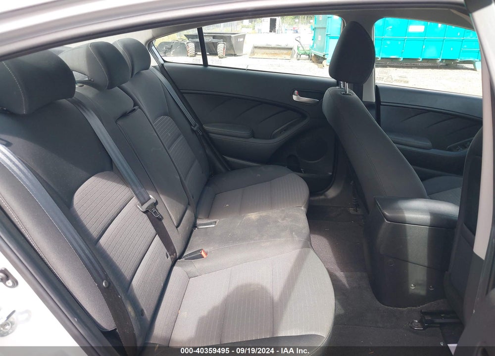 2018 KIA FORTE LX VIN: 3KPFL4A79JE245635