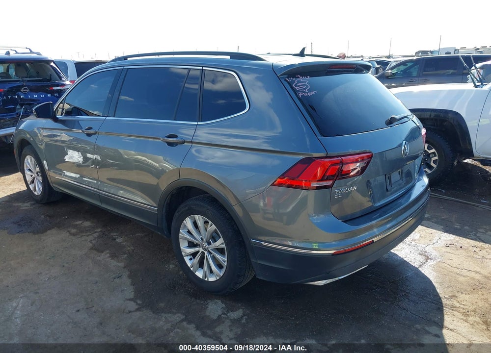 2018 VOLKSWAGEN TIGUAN 2.0T SE/2.0T SEL VIN: 3VV3B7AXXJM187789