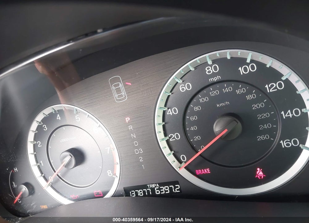 2010 HONDA ACCORD 3.5 EX-L VIN: 1HGCP3F88AA010666