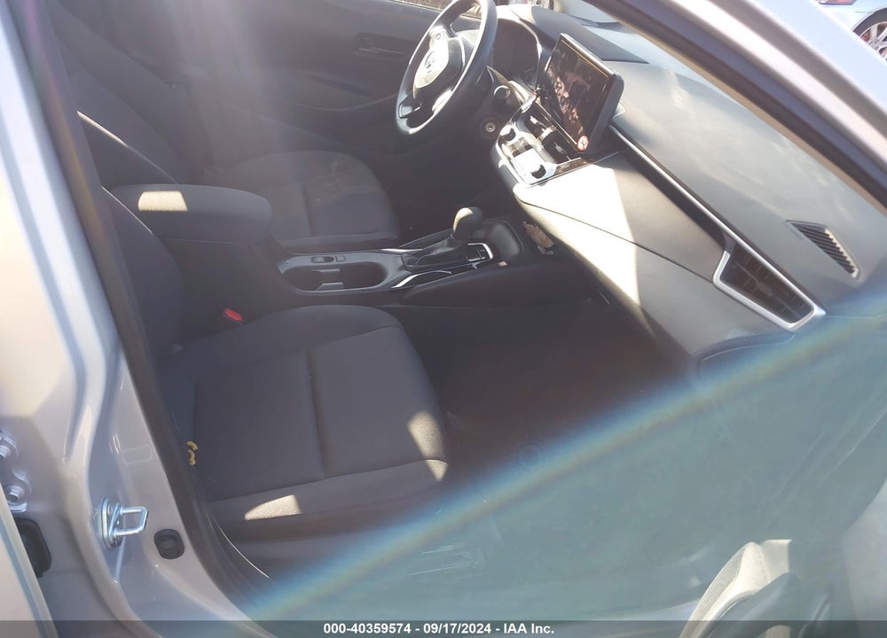 2024 TOYOTA COROLLA LE VIN: 5YFB4MDE1RP167982