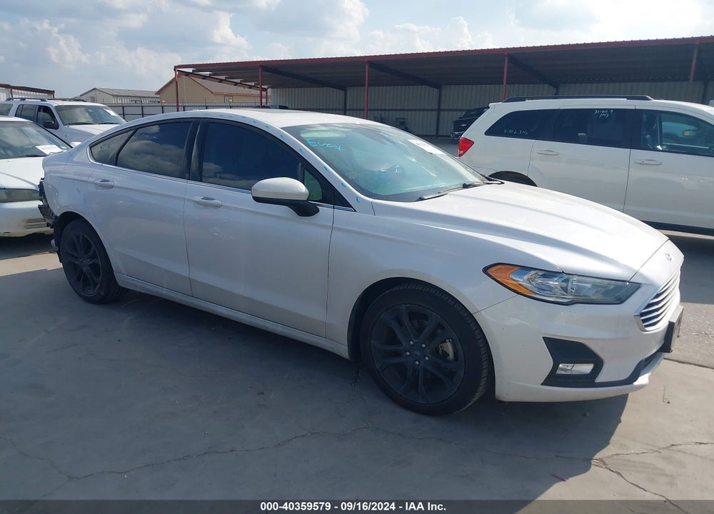 2019 FORD FUSION SE VIN: 3FA6P0HD5KR215461