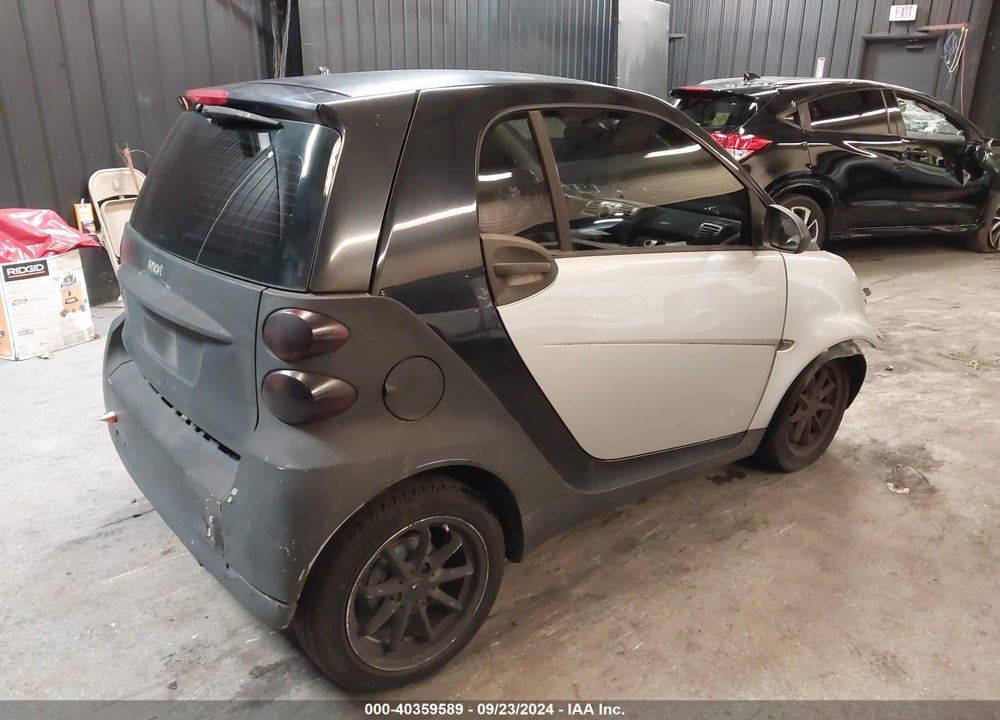 2008 SMART FORTWO PASSION/PURE VIN: WMEEJ31X68K109659
