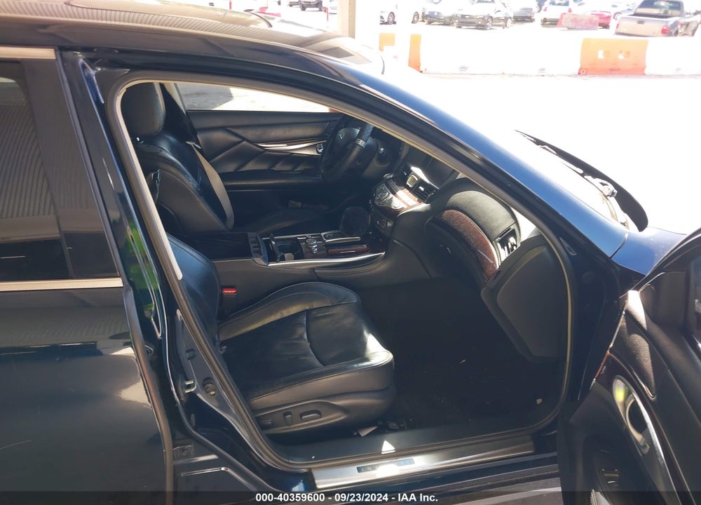 2015 INFINITI Q70L 3.7X VIN: JN1BY1PR4FM830061