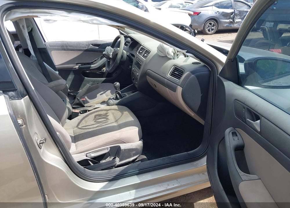 2013 VOLKSWAGEN JETTA 2.0L S VIN: 3VW1K7AJ0DM267332