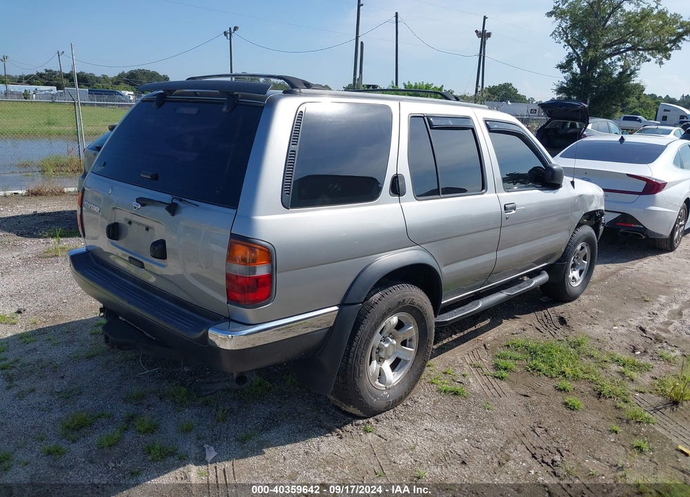 1998 NISSAN PATHFINDER LE/XE VIN: JN8AR05S0WW286821