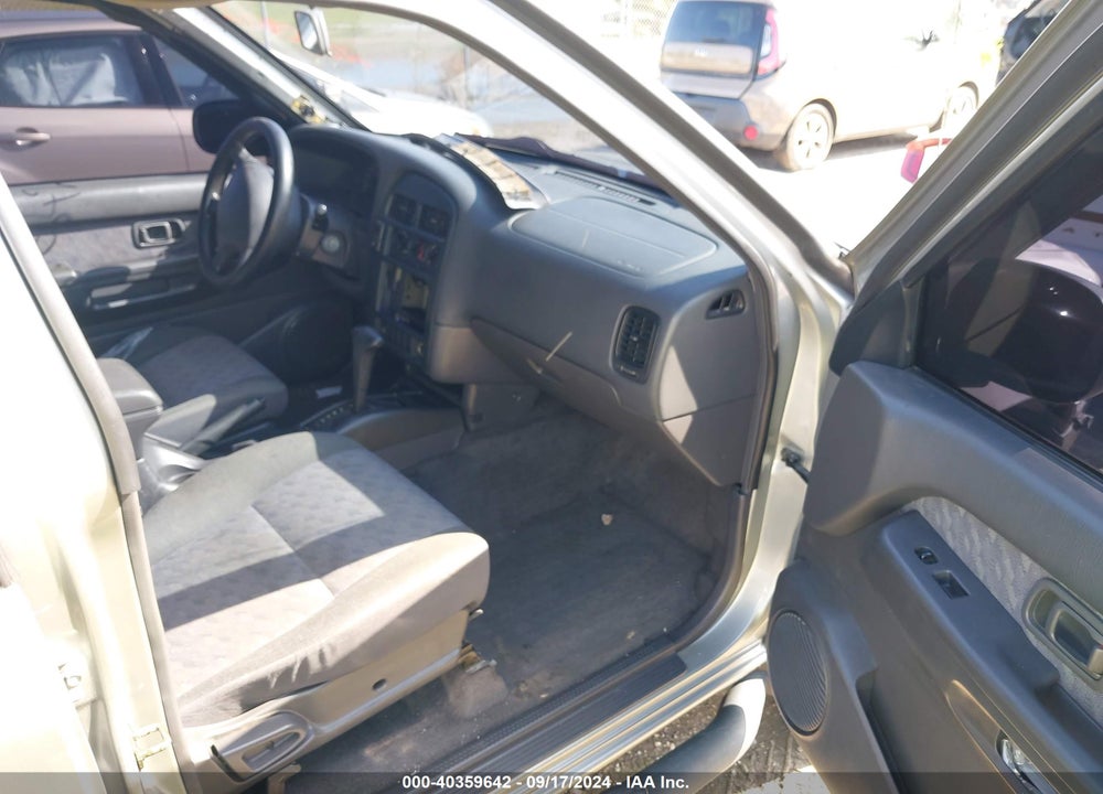 1998 NISSAN PATHFINDER LE/XE VIN: JN8AR05S0WW286821