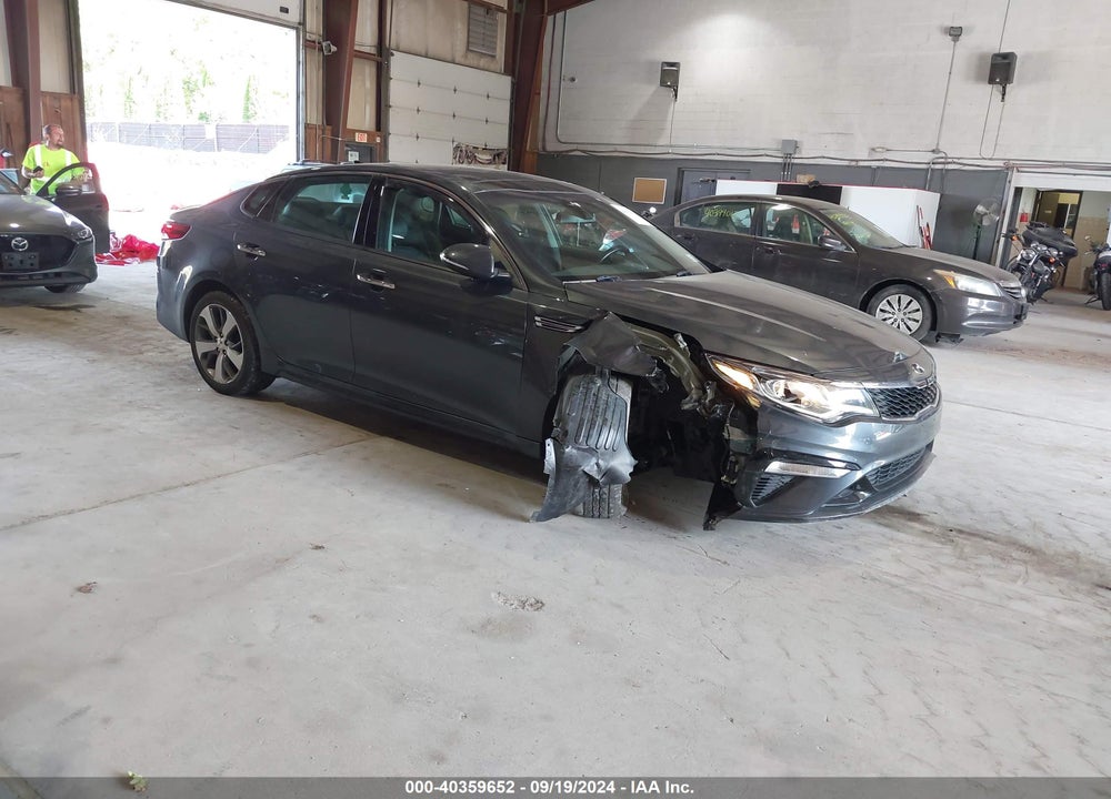 2020 KIA OPTIMA S VIN: 5XXGT4L37LG409067