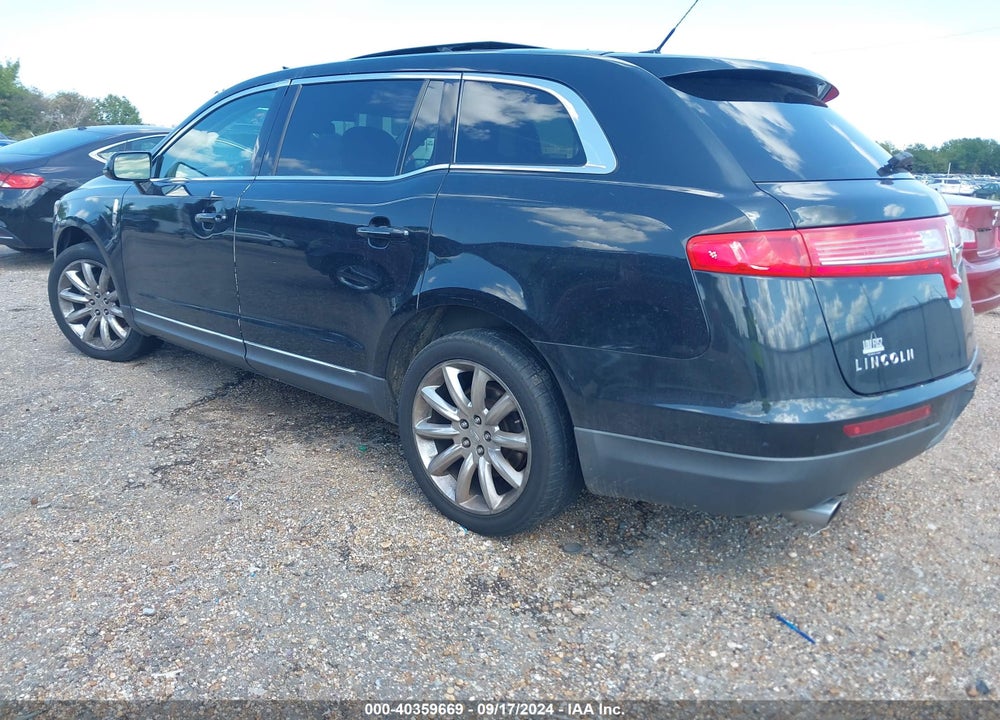 2011 LINCOLN MKT VIN: 2LMHJ5AR2BBJ52616