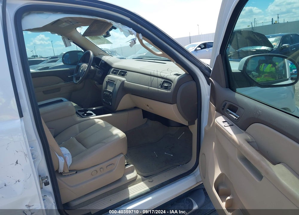 2014 CHEVROLET TAHOE LT VIN: 1GNSKBE09ER211540