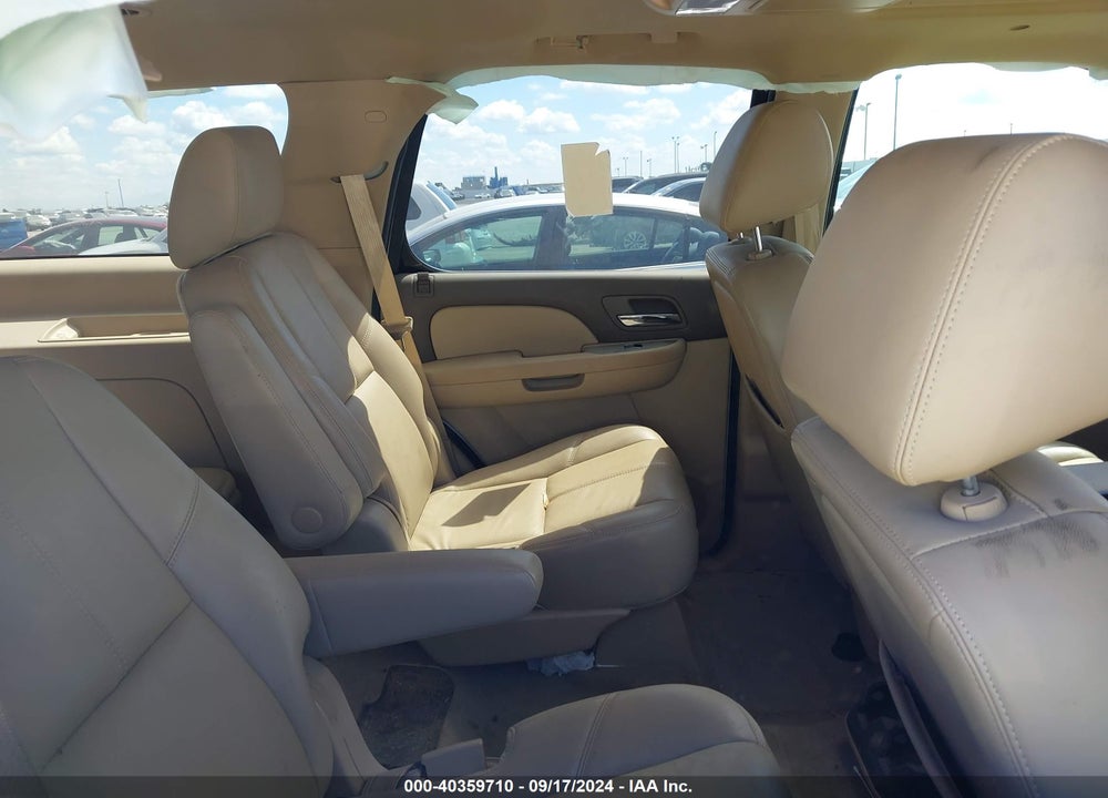 2014 CHEVROLET TAHOE LT VIN: 1GNSKBE09ER211540