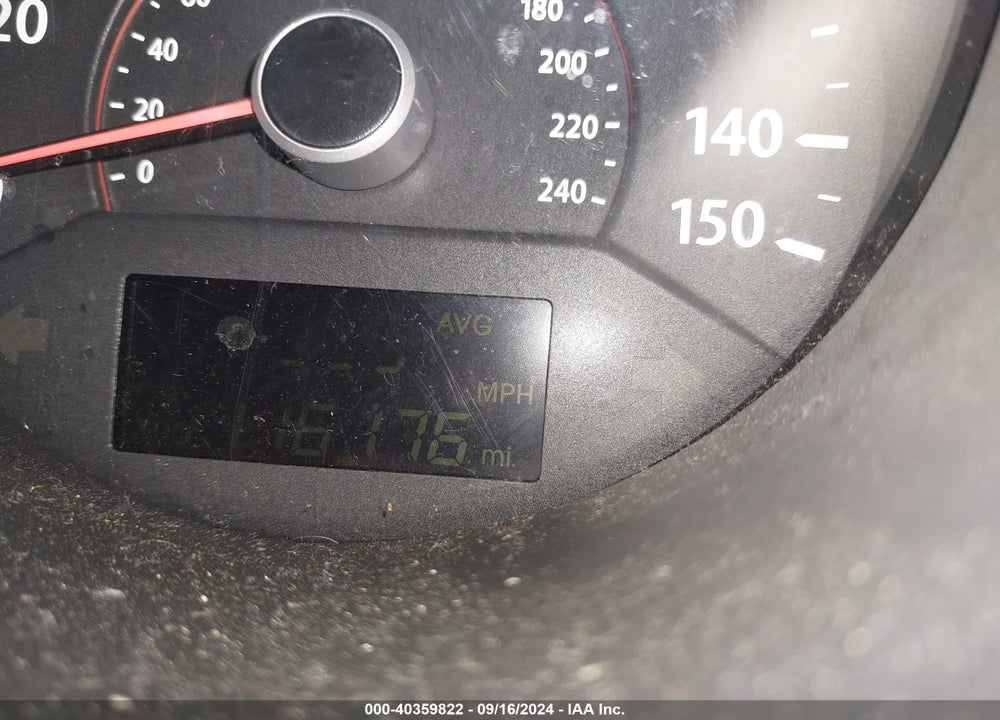2011 KIA SORENTO LX V6 VIN: 5XYKTDA26BG122933