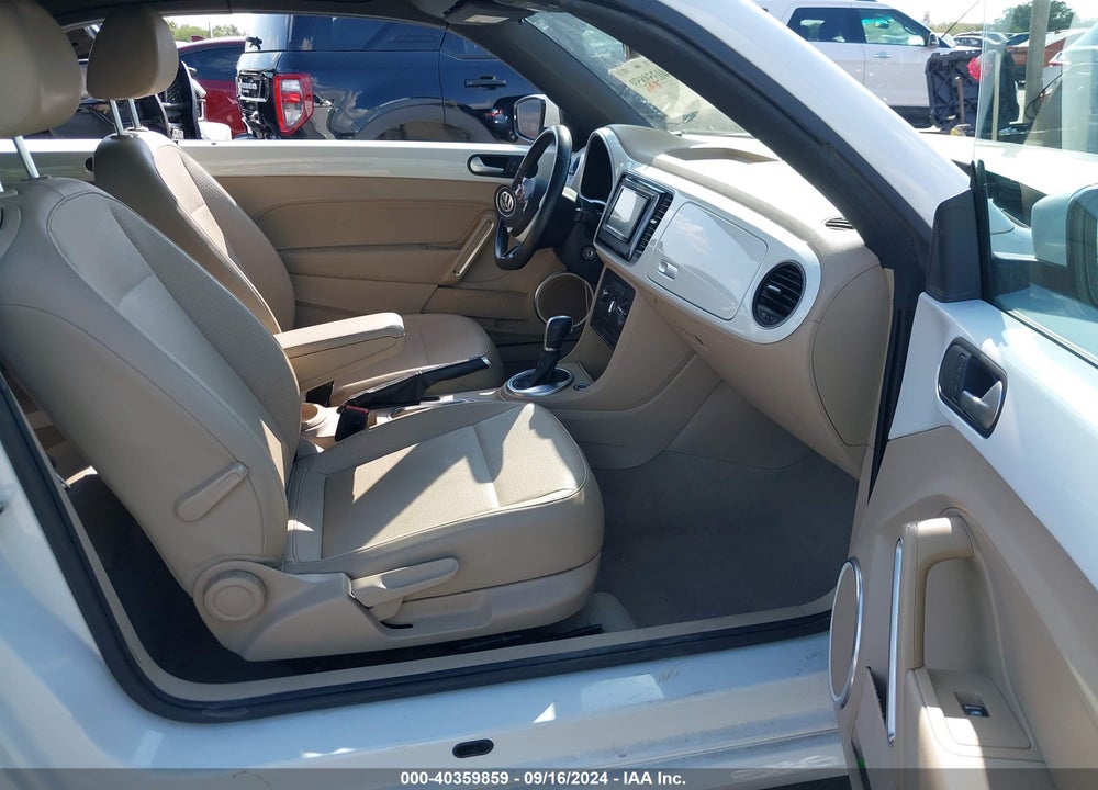 2015 VOLKSWAGEN BEETLE 1.8T VIN: 3VW517AT7FM820146