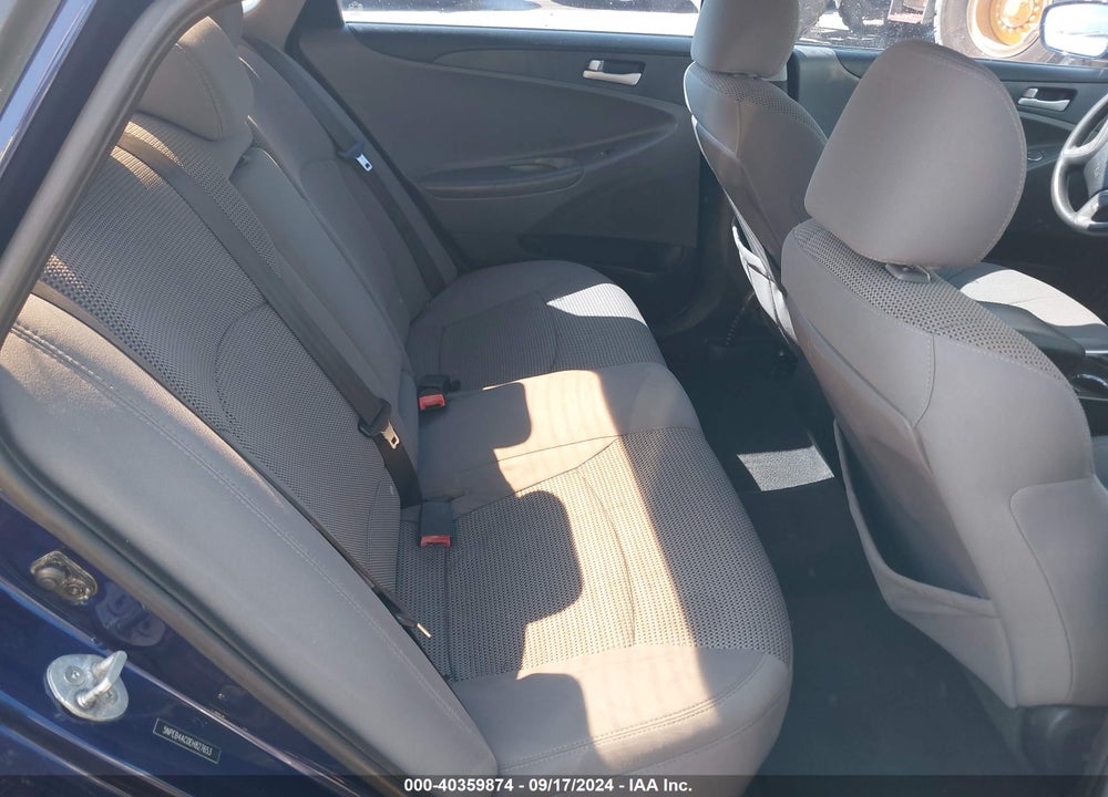 2014 HYUNDAI SONATA GLS VIN: 5NPEB4AC0EH827653