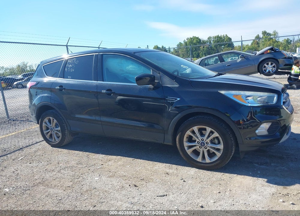 2017 FORD ESCAPE SE VIN: 1FMCU0GD0HUE89980