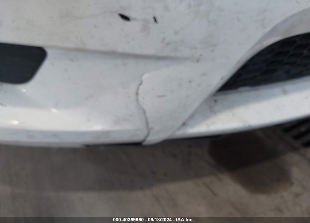 2011 TOYOTA SIENNA BASE V6 VIN: 5TDZK3DC1BS032608