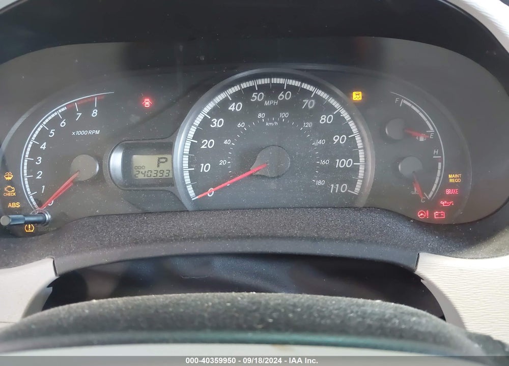 2011 TOYOTA SIENNA BASE V6 VIN: 5TDZK3DC1BS032608