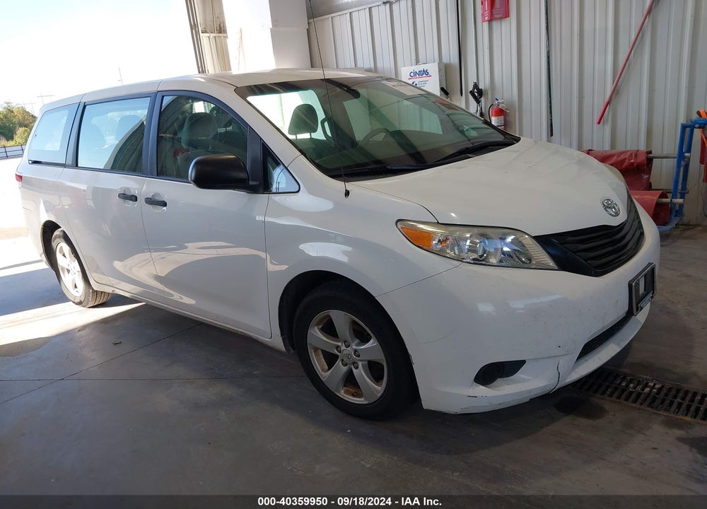 2011 TOYOTA SIENNA BASE V6 VIN: 5TDZK3DC1BS032608