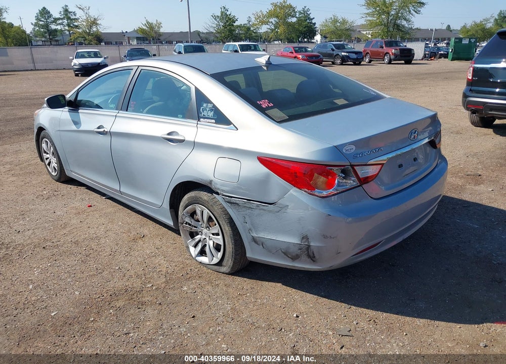 2012 HYUNDAI SONATA GLS VIN: 5NPEB4AC7CH452681