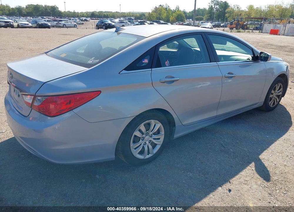 2012 HYUNDAI SONATA GLS VIN: 5NPEB4AC7CH452681