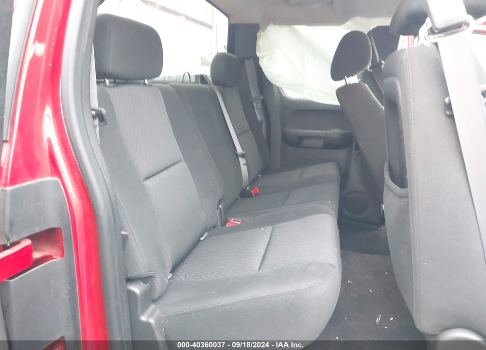 2011 CHEVROLET SILVERADO 1500 LT VIN: 1GCRKSE37BZ360493