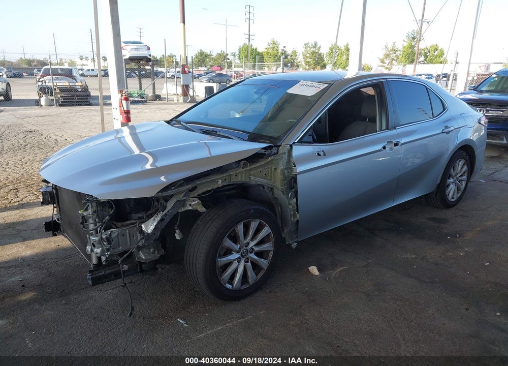 2018 TOYOTA CAMRY LE VIN: 4T1B11HK0JU078155