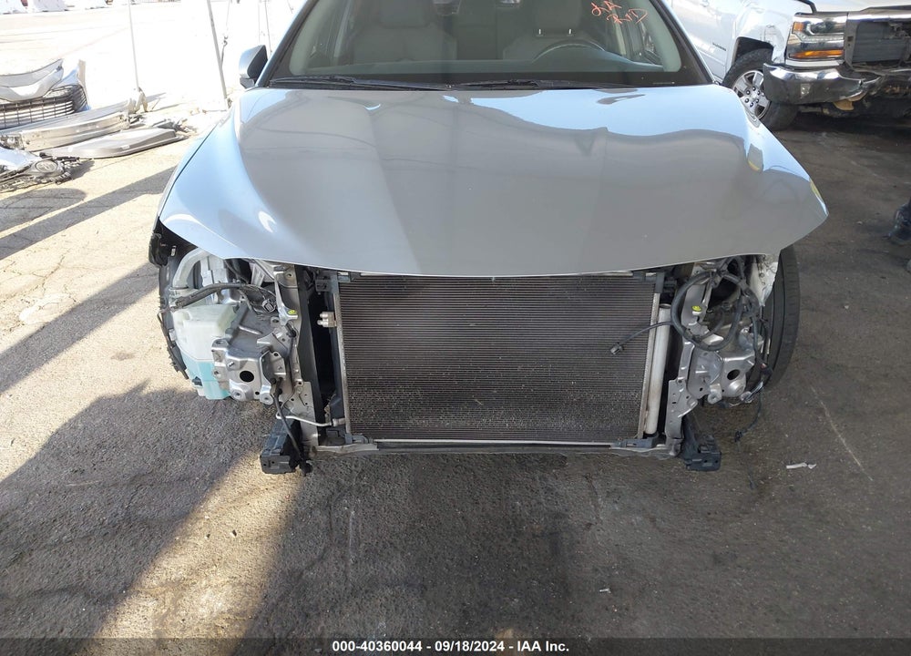 2018 TOYOTA CAMRY LE VIN: 4T1B11HK0JU078155