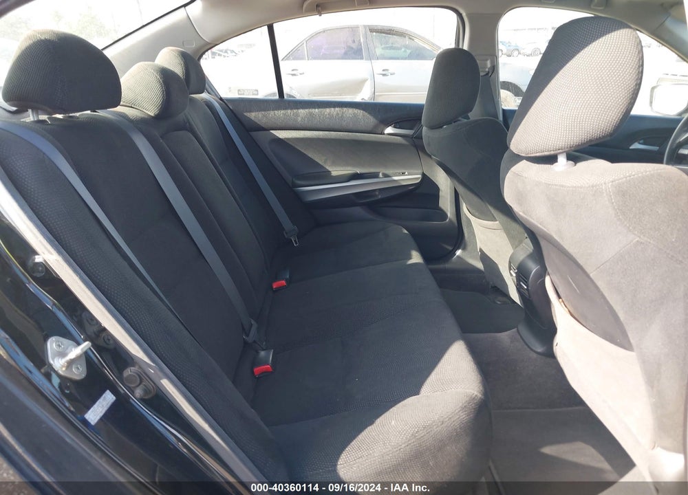 2010 HONDA ACCORD 2.4 EX VIN: 1HGCP2F76AA122013
