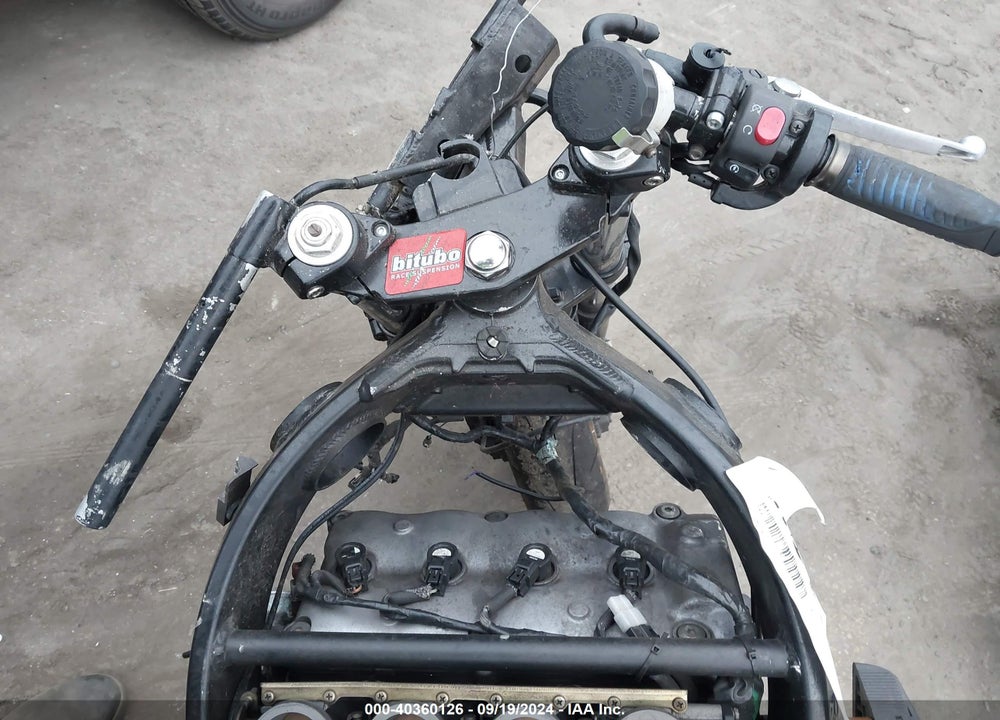 2001 TRIUMPH MOTORCYCLE TT600 VIN: SMT800GE11J111612