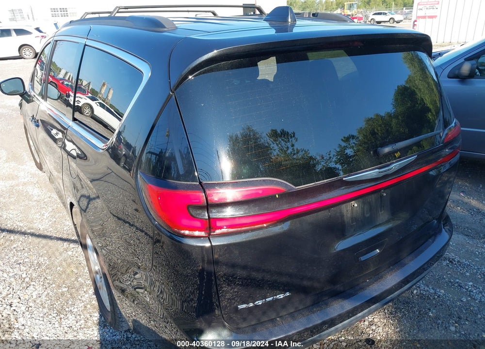2022 CHRYSLER PACIFICA TOURING L VIN: 2C4RC1BG1NR129036