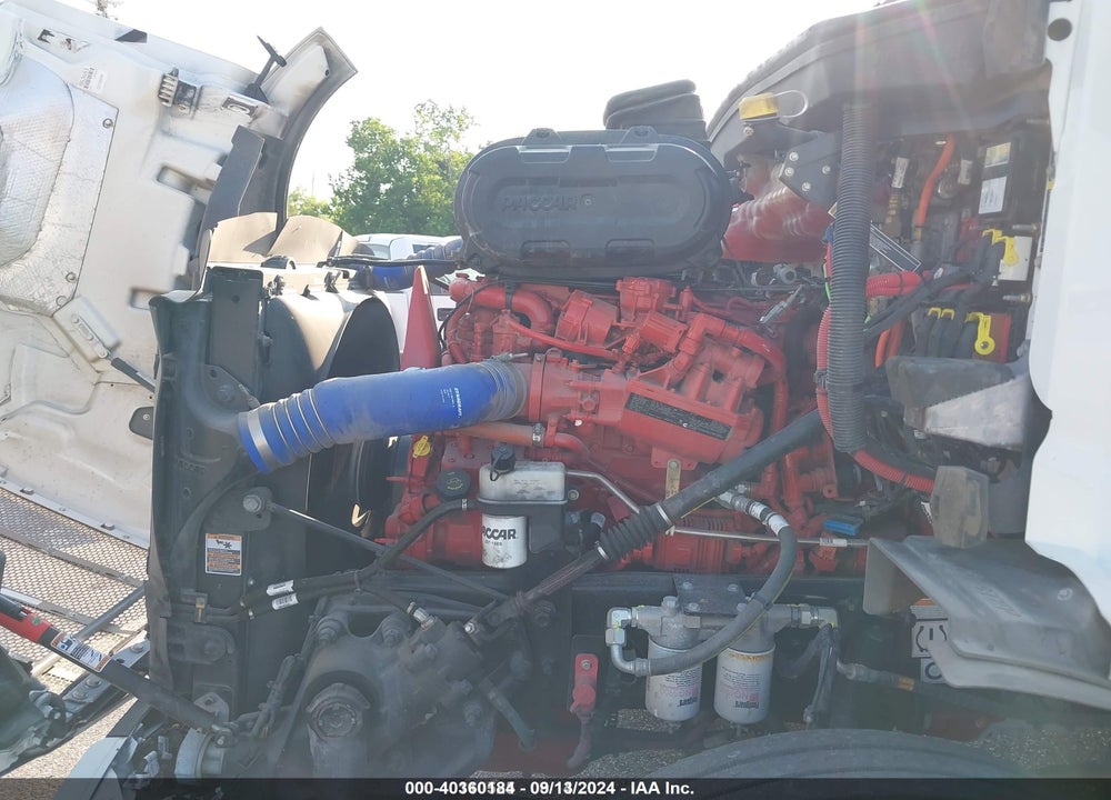 2023 PETERBILT 579 VIN: 1XPBDH9X9PD863683