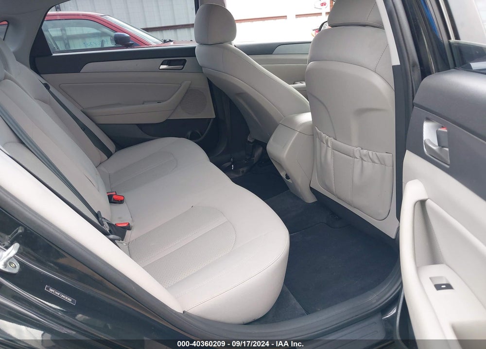 2018 HYUNDAI SONATA SEL VIN: 5NPE34AF7JH628360