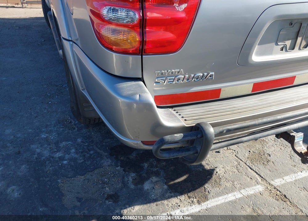 2001 TOYOTA SEQUOIA SR5 V8 VIN: 5TDZT34A01S006561