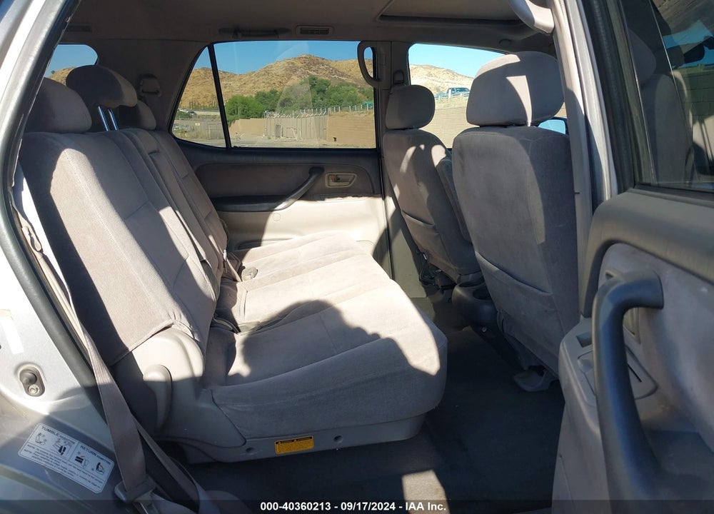 2001 TOYOTA SEQUOIA SR5 V8 VIN: 5TDZT34A01S006561