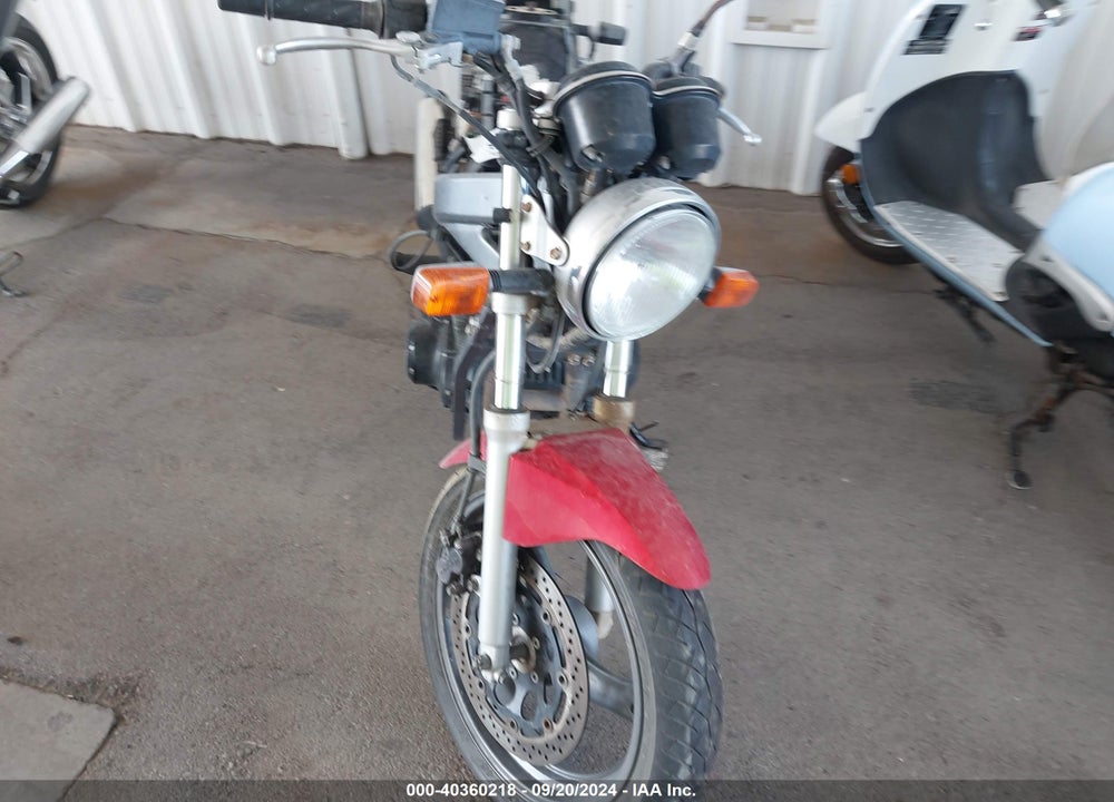 1996 SUZUKI GS500 E VIN: JS1GM51AXT2101010