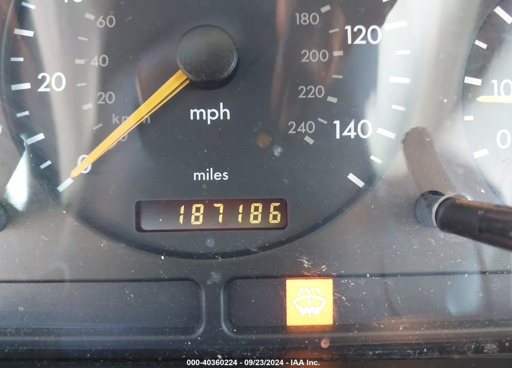 2004 MERCEDES-BENZ ML 350 4MATIC VIN: 4JGAB57E64A488329