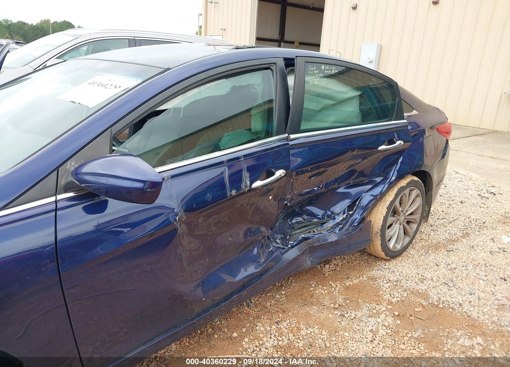 2011 HYUNDAI SONATA SE VIN: 5NPEC4AC9BH155276