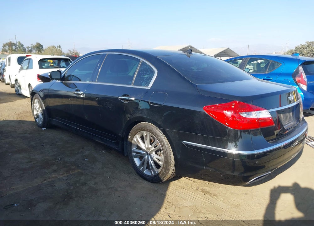 2013 HYUNDAI GENESIS 3.8 VIN: KMHGC4DD7DU237119