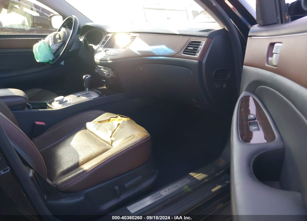 2013 HYUNDAI GENESIS 3.8 VIN: KMHGC4DD7DU237119