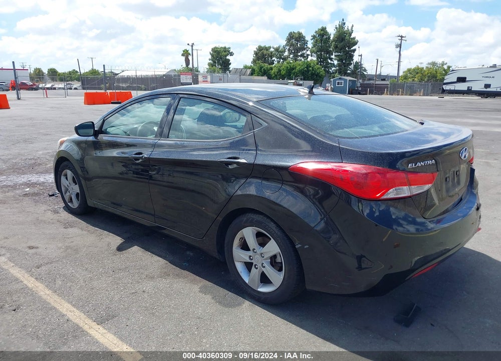 2013 HYUNDAI ELANTRA GLS VIN: KMHDH4AE5DU876777