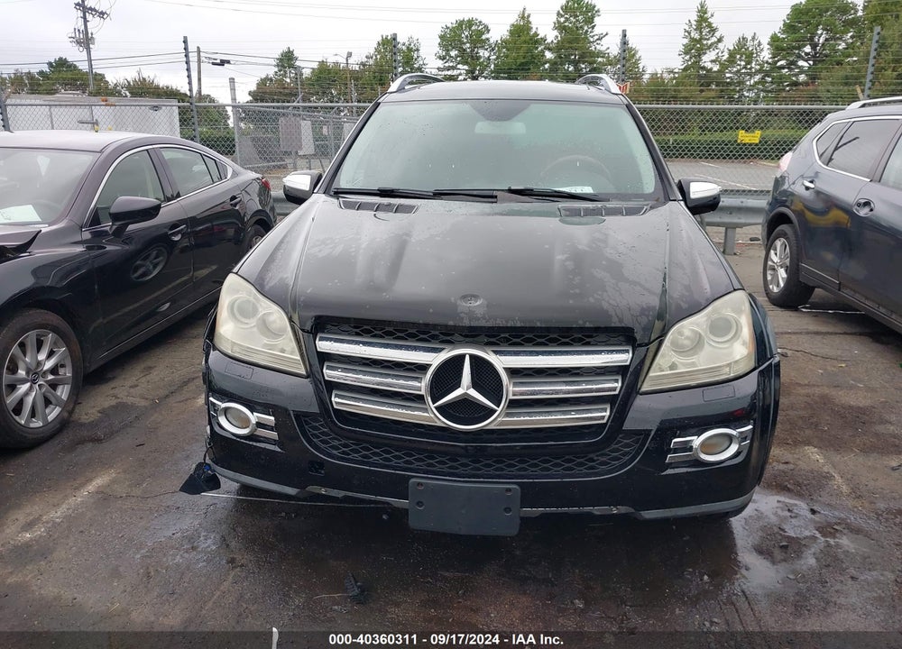 2009 MERCEDES-BENZ GL 550 4MATIC VIN: 4JGBF86E89A524945